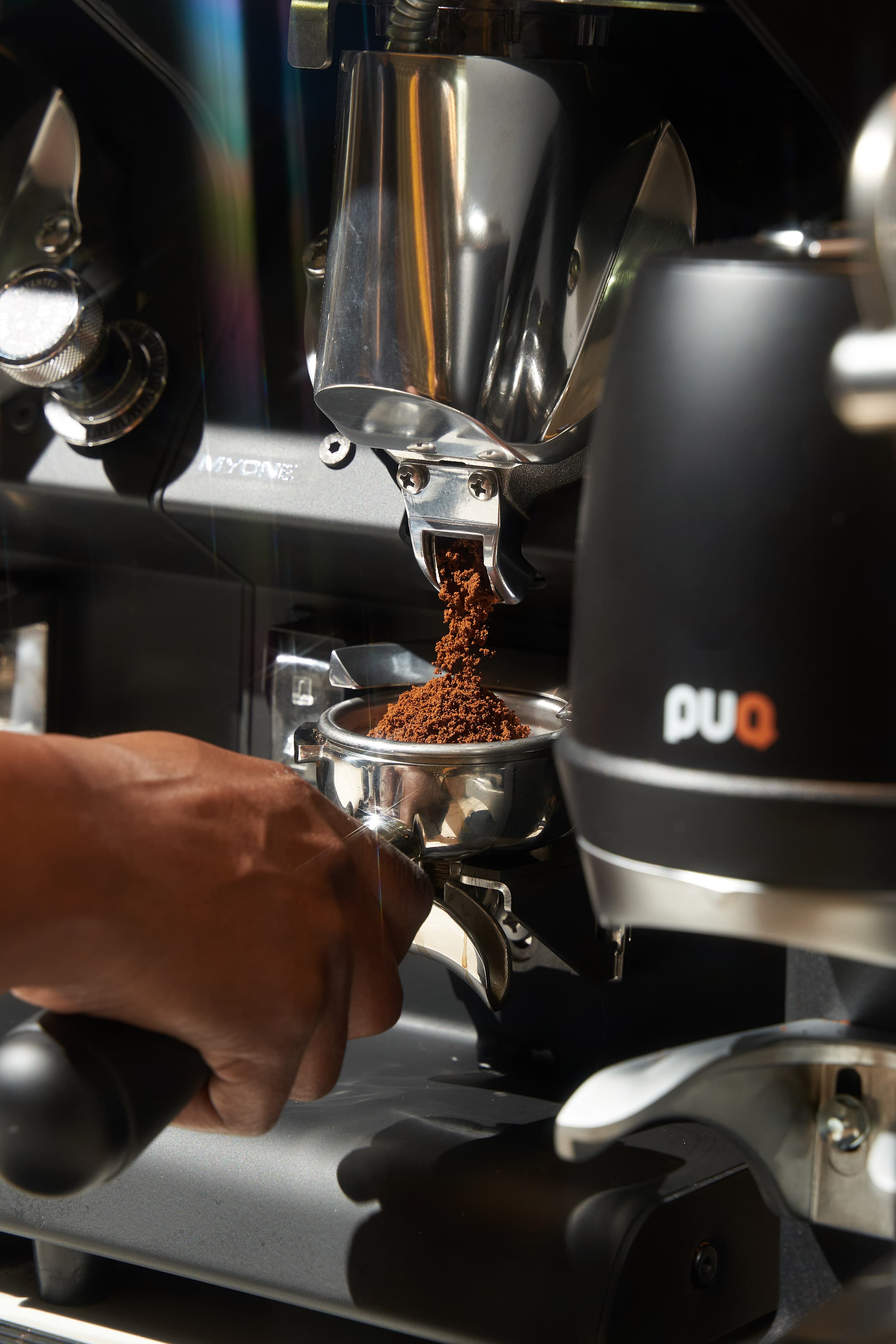 Espresso machine pulling a shot at Café 295